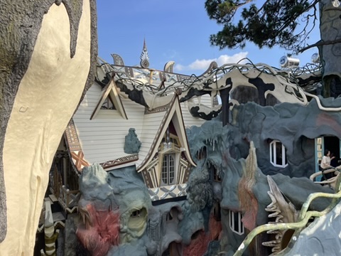 Da Lat, Crazy House