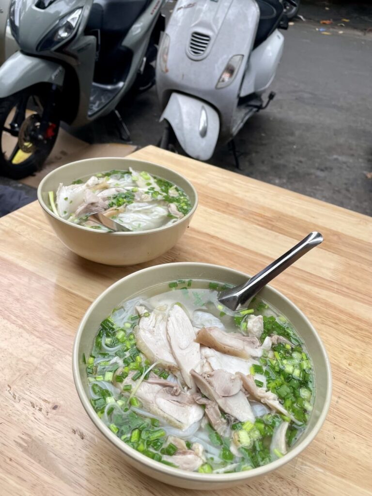Hanoï, pho (soupe traditionnelle)