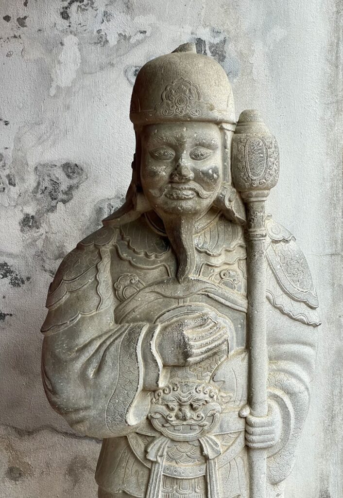 Temple de la littérature à Hanoï, statue en pierre