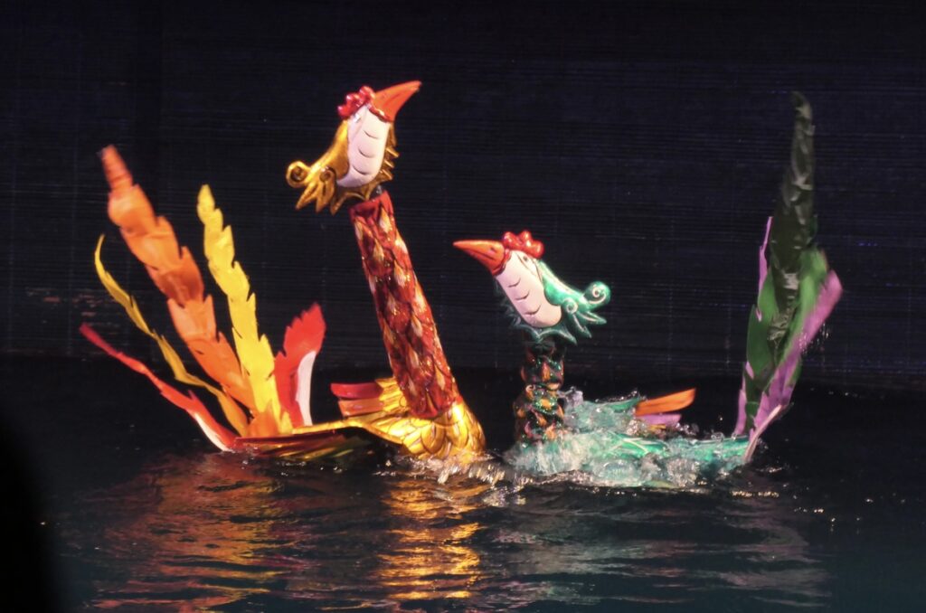 Théâtre de marionnettes, Hanoi, détail de marionnettes