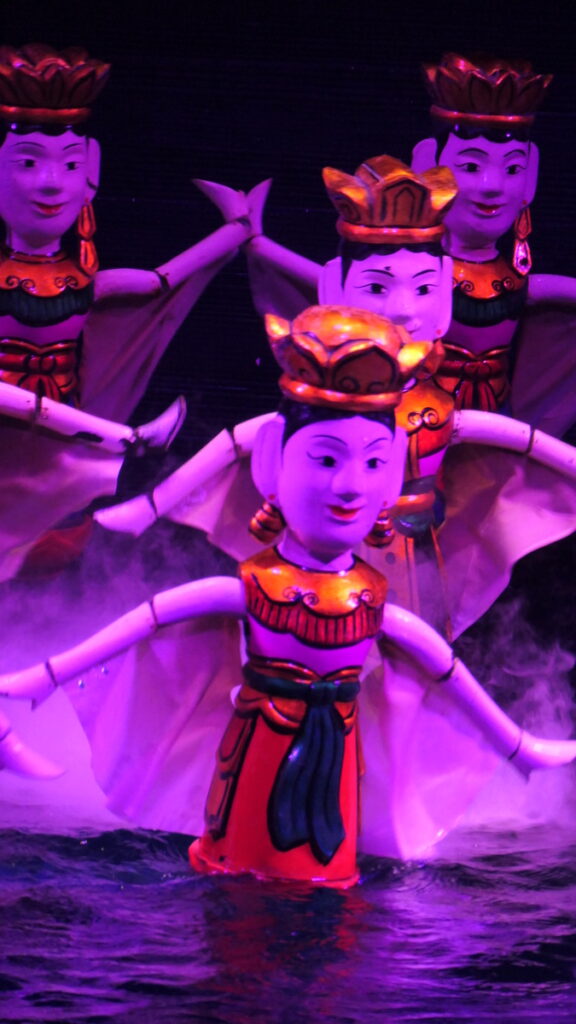 Théâtre de marionnettes, Hanoi, détail de marionnettes,