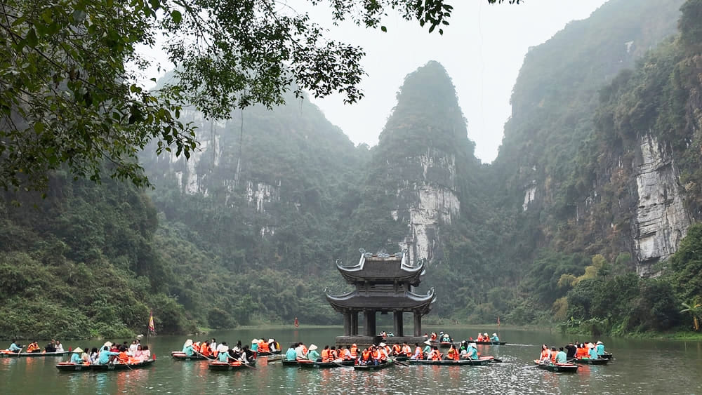 Baie d'Halong terrestre, Trang An, balade en barque circuit numéro 3