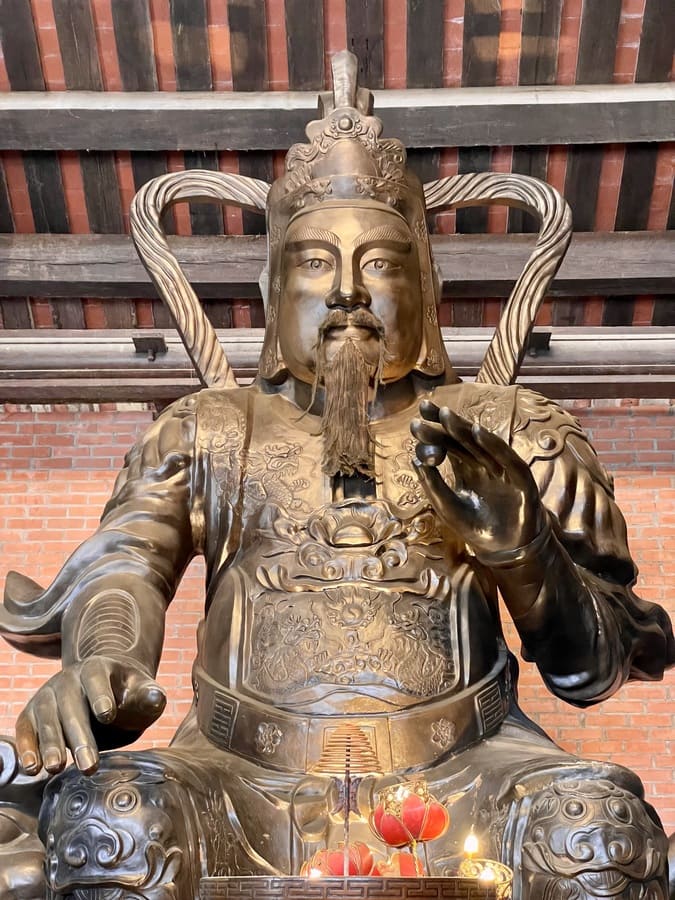 Pagode de Bai Dinh, baie d'halong terrestre