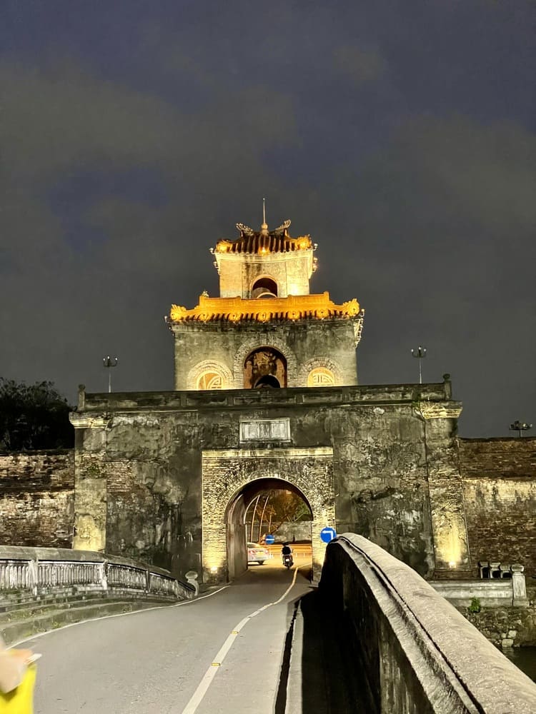 L'entrée de la Citadelle de Hué