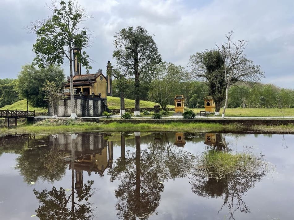 Tombeau de Gia Long aux environs de Hué