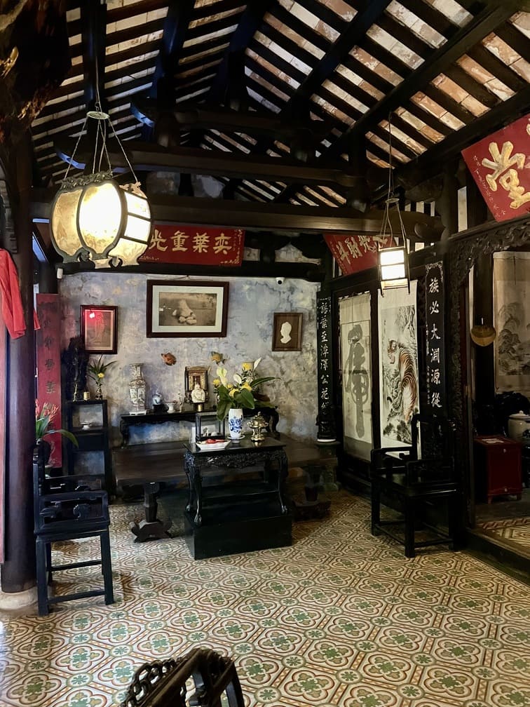 Visite de la Maison Quan Thang