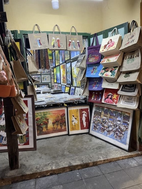 Hoi An boutique de souvenirs