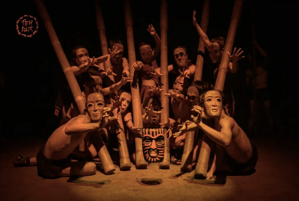 Spectacle Teh Dar à Hoi An cirque de bambou