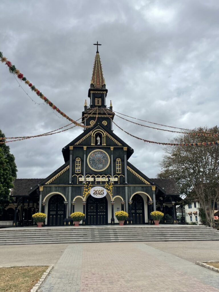 Cathédrale de Kon Tum