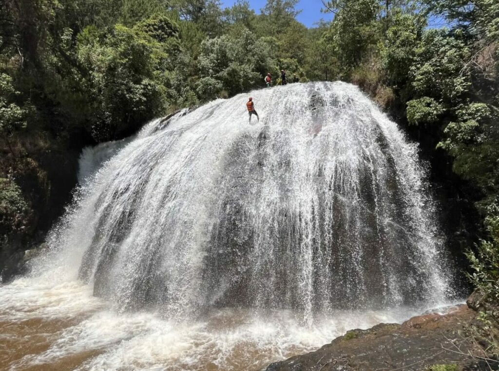 Cascade de Datanla, canyoning