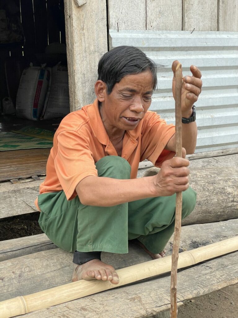Montagnard dans les hauts plateaux du centre du Vietnam