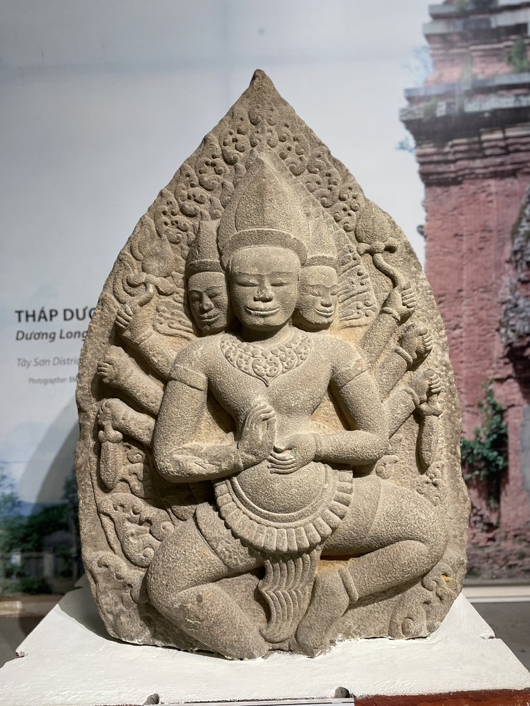 Musée général de Qui Nhon, Sculpture