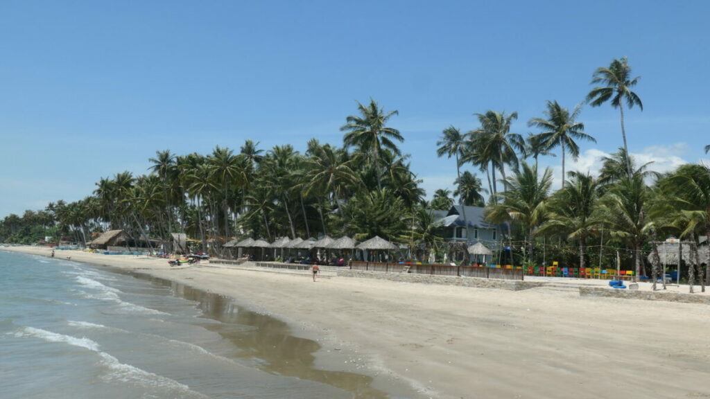 Plage à Mui né